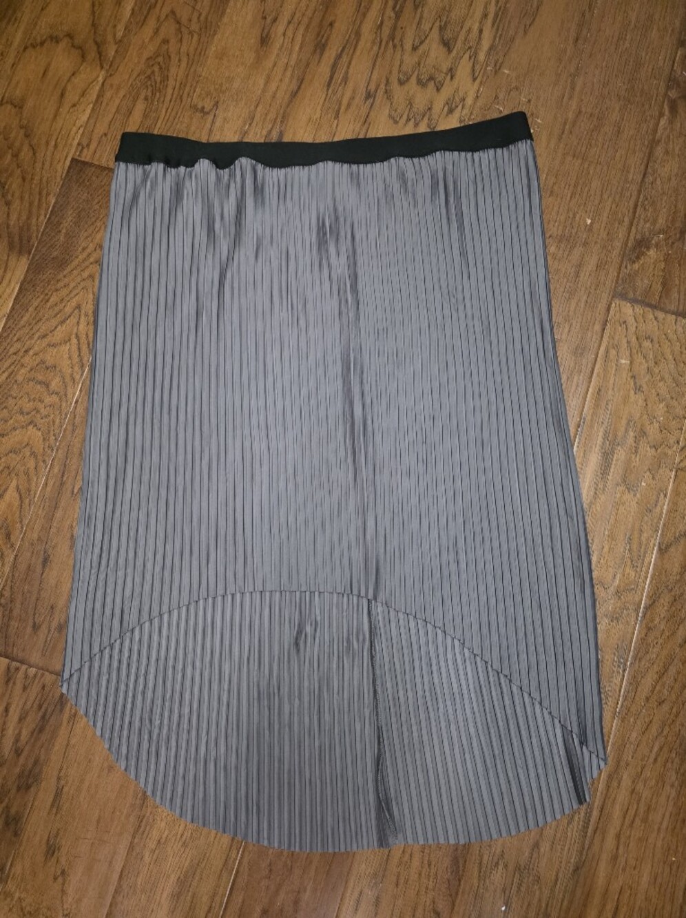 Piphany Gray Pleated High-Low Skirt